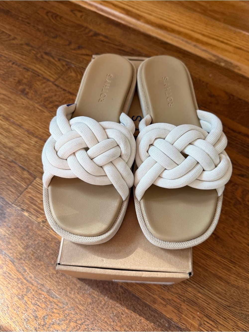 Rothy’s Summer Braided Sandal. Size 7. NWT